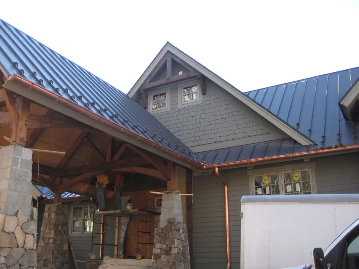 Craftsman Roofing team delivering quality roofing work in North Hampton